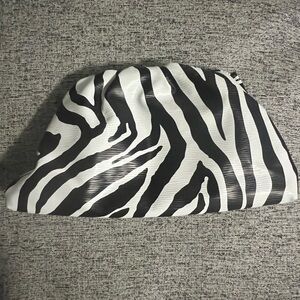 Zebra Clutch